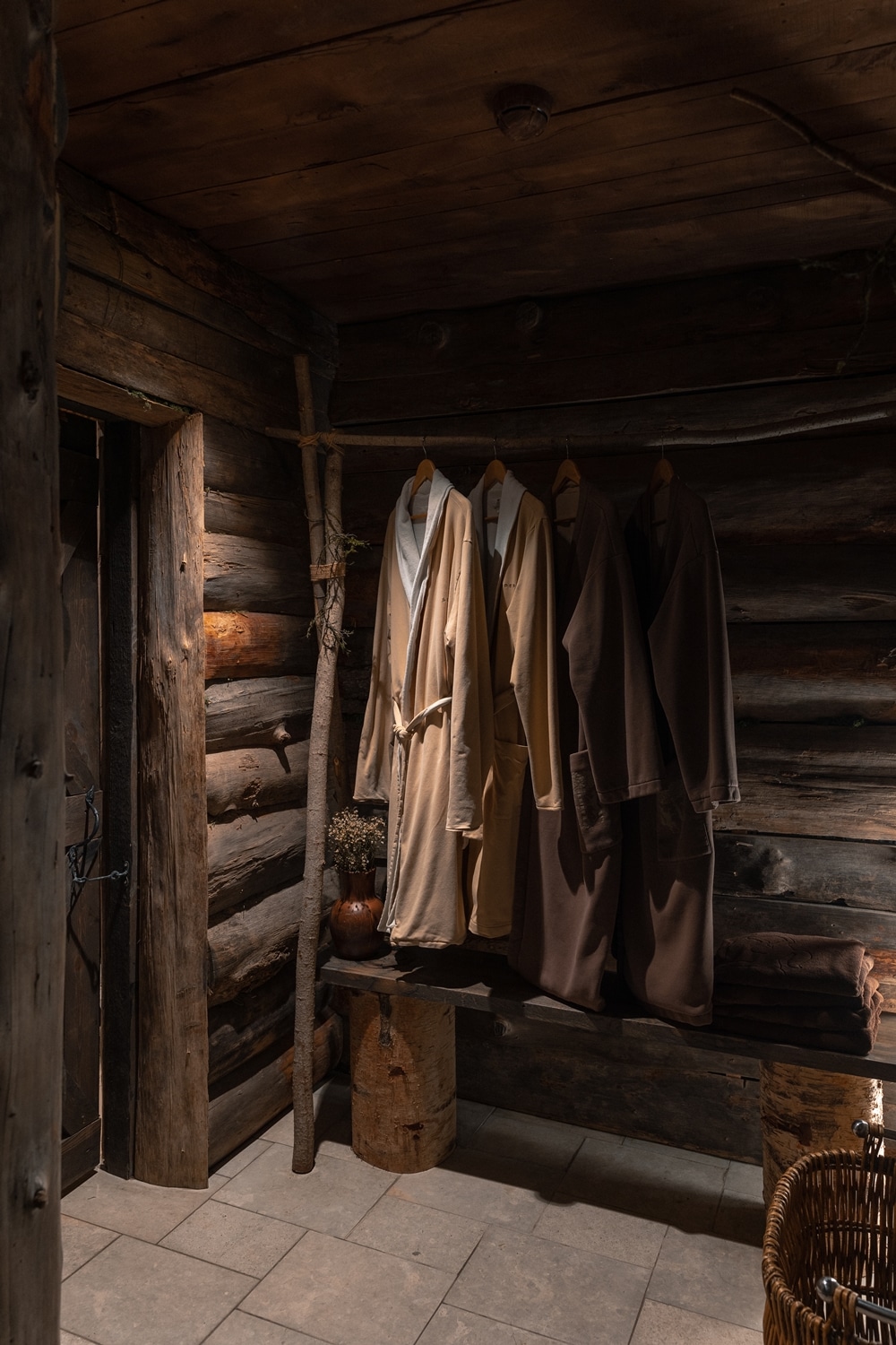 Таёжная изба слайд 9